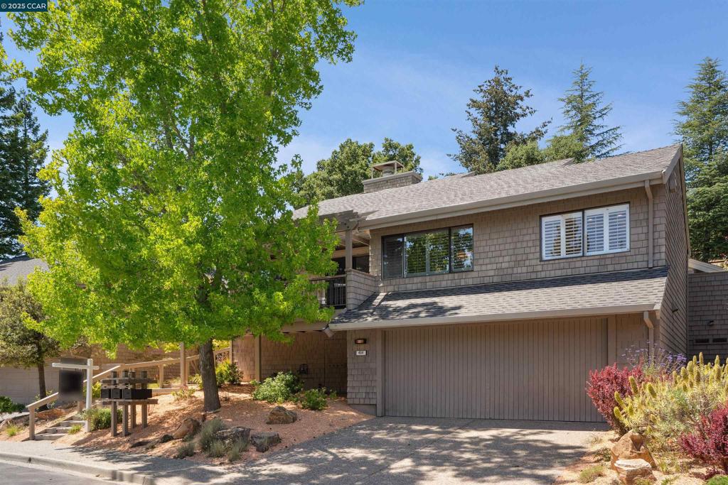 404 Ridge Gate Road