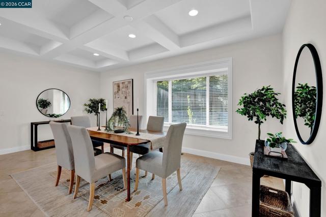 Image 9 of 53 For 367 Mt Washington Way