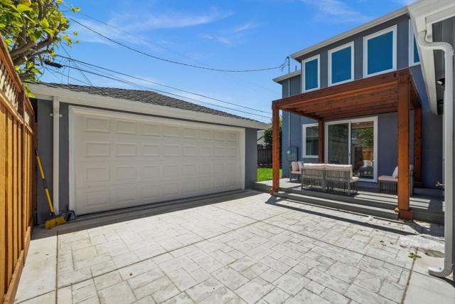 1222 Hermosa Way, San Jose CA: https://media.crmls.org/mediaz/01f38570-fbb6-4dd4-8239-7c7009ca7d9a.jpg