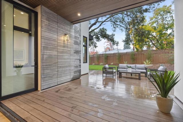 399 Camino Al Lago, Menlo Park CA: https://media.crmls.org/mediaz/01f483e9-b2f3-46b0-8b4d-bafbd5ba6785.jpg