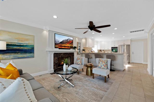 4208 Garland Dr, Fremont CA: https://media.crmls.org/mediaz/01f5552f-e2e1-43ad-a2d3-c0d4c5ac9ecd.jpg