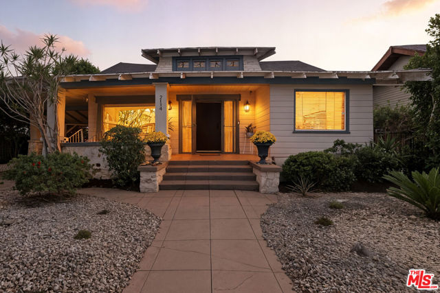 2114 W 28th Street, Los Angeles CA: https://media.crmls.org/mediaz/01f56672-2313-465d-8ced-c78d1c6ae653.jpg