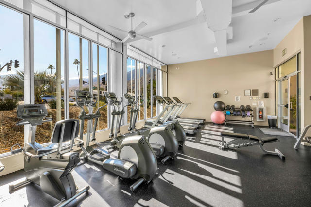 1028 E Palm Canyon Drive #207, Palm Springs, CA 92264