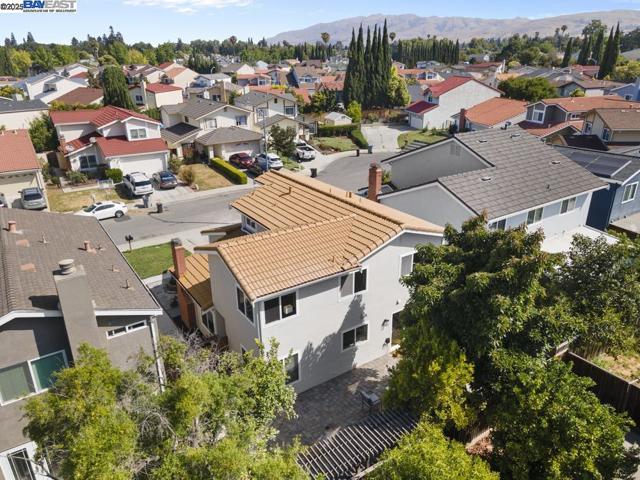 1656 Briarcrest Ct, San Jose CA: https://media.crmls.org/mediaz/01f5d3e7-fe4e-4a08-bb17-72891da90762.jpg
