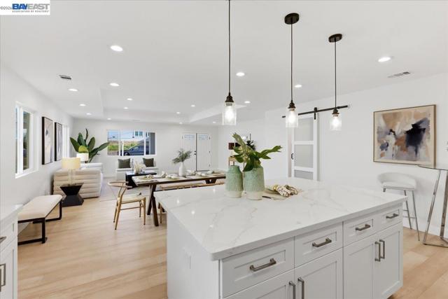 Image 8 of 46 For 4519 Edwards Ln