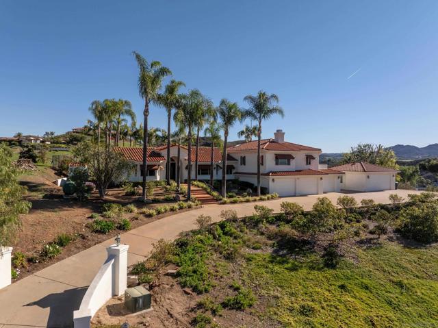 30343 Calle La Reina, Bonsall CA: https://media.crmls.org/mediaz/01f79b42-aa81-46ee-aa87-9fe1014f9b21.jpg