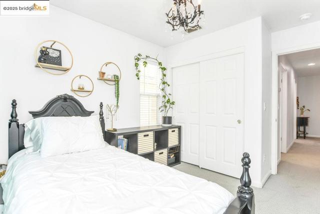31 Ashton Court, Pittsburg CA: https://media.crmls.org/mediaz/01f7e885-052c-490e-8e1f-5c68495ecd79.jpg