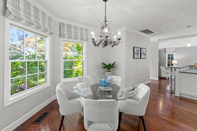 158 Seminary Drive, Menlo Park CA: https://media.crmls.org/mediaz/01f803f8-fedf-4798-9ae2-4a898e6d762b.jpg