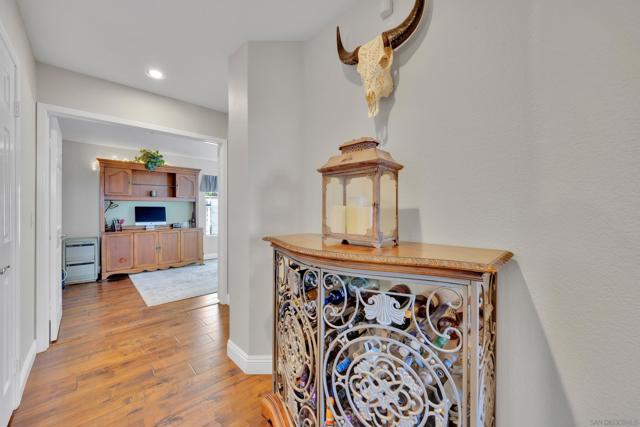 2106 Laura Dr, Escondido CA: https://media.crmls.org/mediaz/01f822f1-6152-45fc-9260-9c298a0dceb8.jpg