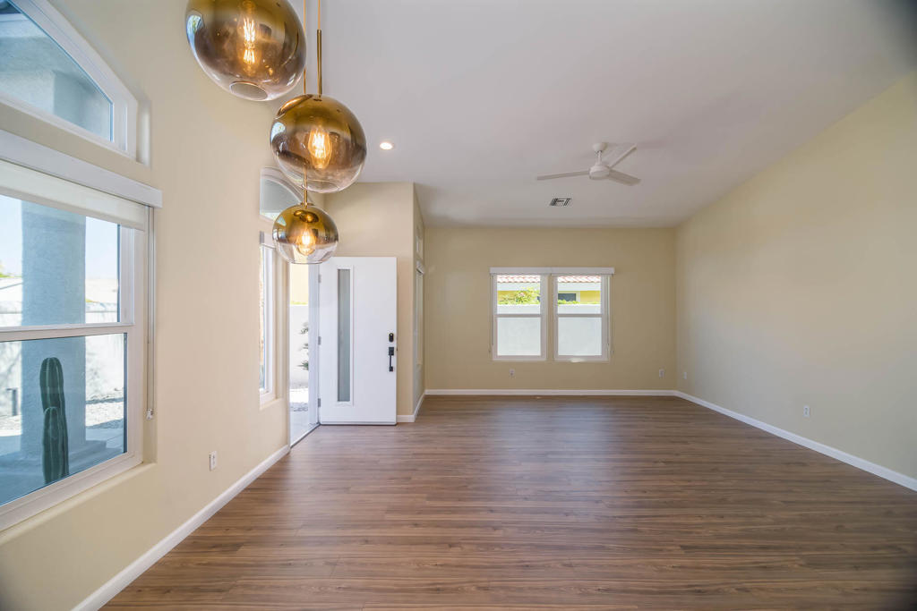 MLS #219138201DA image #15