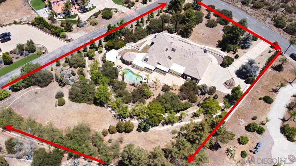 MLS #250034393SD img 5