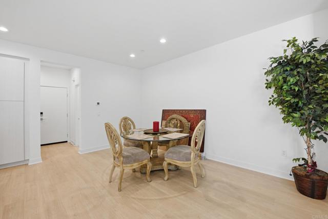 Detail Gallery Image 6 of 24 For 1307 Yannis Ct, El Cajon,  CA 92109 - 3 Beds | 2/1 Baths