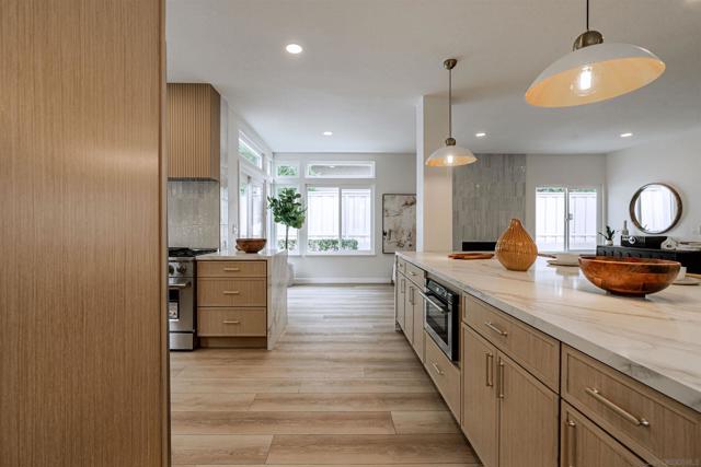 4436 Heritage Glen, San Diego CA: https://media.crmls.org/mediaz/01fc0dd8-2428-4244-b650-31908c9f5702.jpg