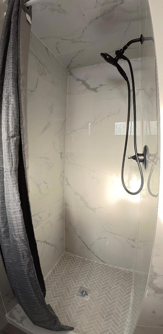 446 Kelli Court, Marina CA: https://media.crmls.org/mediaz/01fd2aff-5678-459a-a4db-ccb7d3f8789c.jpg