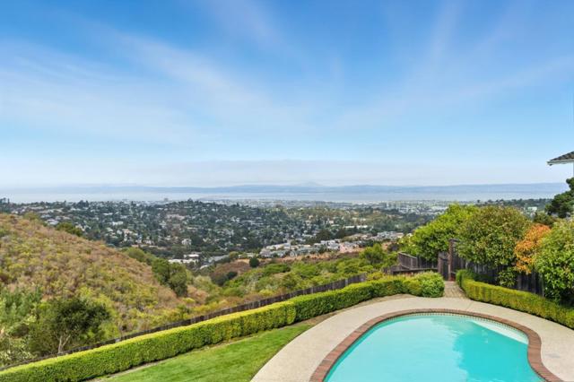 7 Somerset Court, Belmont CA: https://media.crmls.org/mediaz/01fd61b9-83da-4376-83d3-cfe787e5fe91.jpg