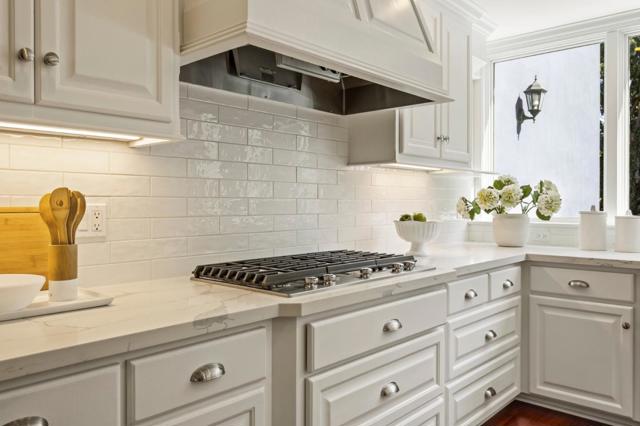1721 Stone Pine Lane, Menlo Park CA: https://media.crmls.org/mediaz/01fd6849-7278-479e-8ece-55f982f75ece.jpg
