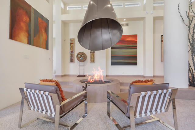 36 Merill Drive, Palm Desert CA: https://media.crmls.org/mediaz/01ff0fa5-8904-47b6-aeec-ab413275aa89.jpg