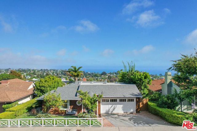 Drew Fenton | 16650 Akron Street Pacific Palisades CA | MLS: 6914632