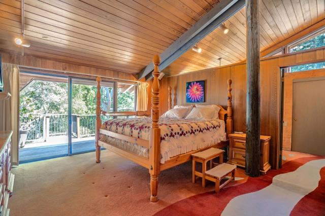 45 Ranch Road, Woodside CA: https://media.crmls.org/mediaz/01ff20f8-7821-4e53-9492-342ad6dadf4f.jpg