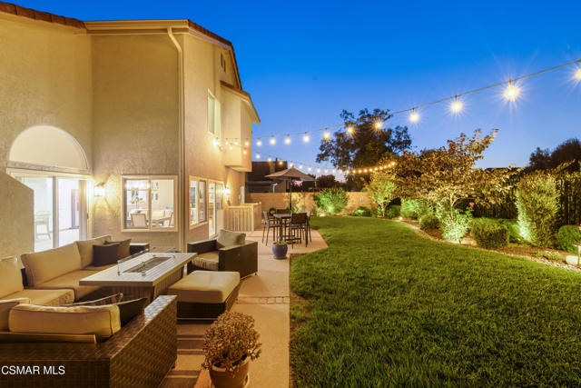 12147 Alder Grove Street, Moorpark CA: https://media.crmls.org/mediaz/01ff99e1-b1a2-4a0a-8f19-d5f43fe62e8c.jpg