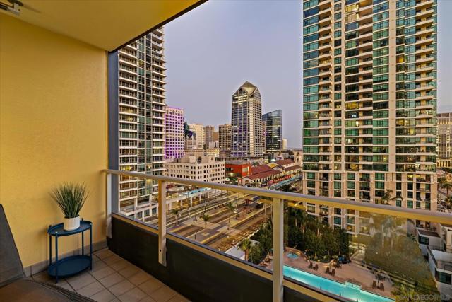 1325 Pacific Hwy, San Diego CA: https://media.crmls.org/mediaz/020088ce-9f0d-4ab9-986d-4f98798a0f4c.jpg