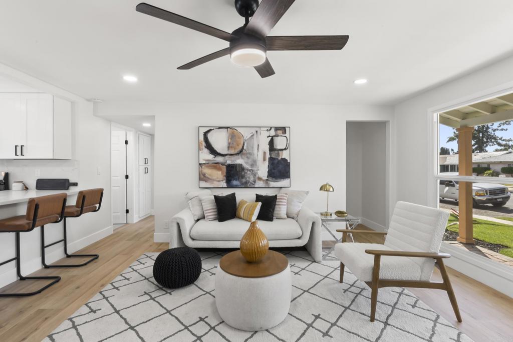 2333 Mission Avenue - photo 3