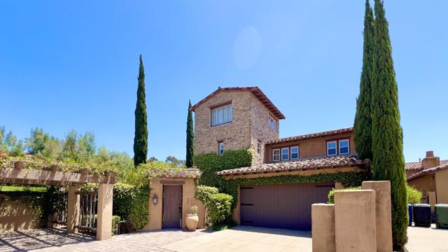 8137 Santaluz Village Grn S, San Diego CA: https://media.crmls.org/mediaz/0202d521-d1d1-4277-addf-86fdadd048a4.jpg