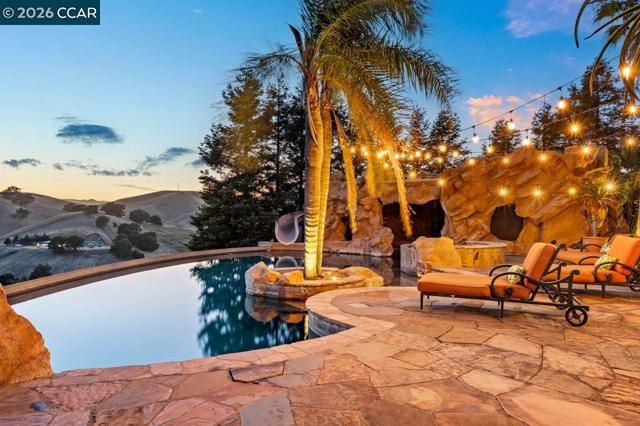 Image 45 of 60 For 1615 Lawrence Rd