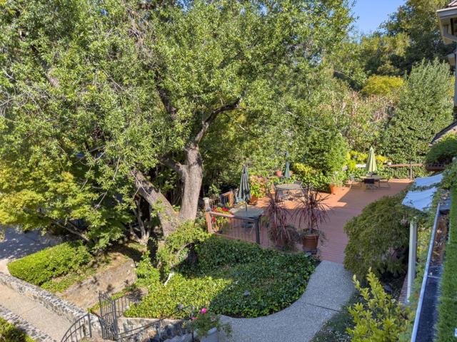 2155 Geri Lane, Hillsborough CA: https://media.crmls.org/mediaz/02037c30-9644-4cfb-b37f-bcd890db0115.jpg