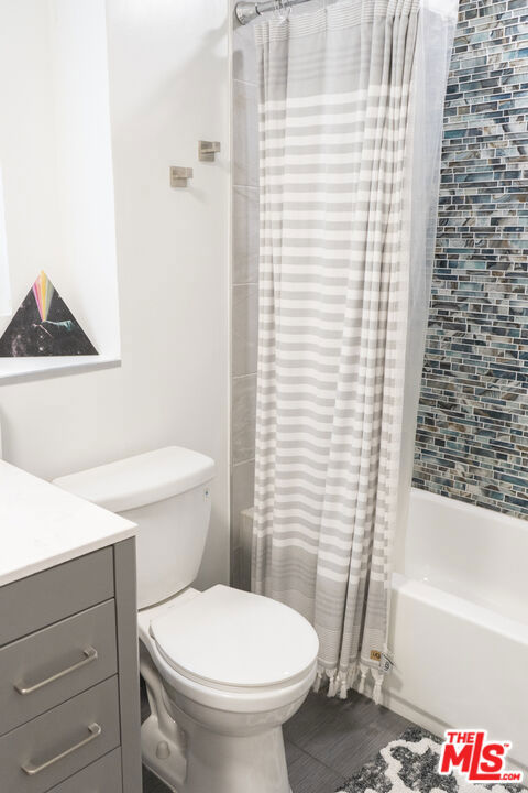 346 Laveta Terrace photo 7