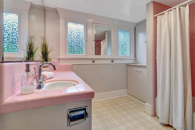 4232 Arden Way, San Diego CA: https://media.crmls.org/mediaz/0205831d-a735-4b5d-b61e-eca3ca536f9a.jpg