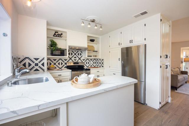 201 Bridgeport Drive, Half Moon Bay CA: https://media.crmls.org/mediaz/020618e4-61b1-41b5-85a5-8d40715360bd.jpg
