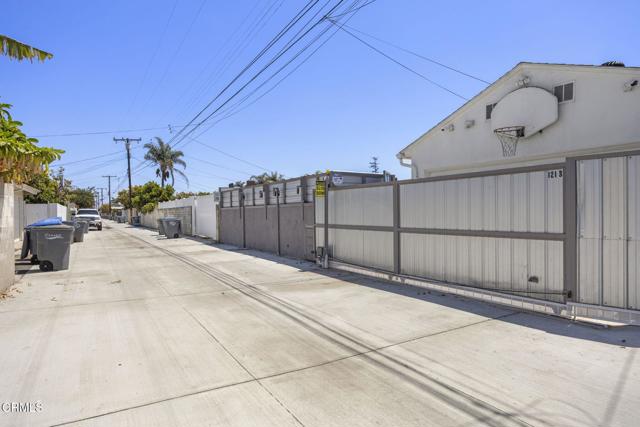 Detail Gallery Image 37 of 40 For 1213 Doris Ave, Oxnard,  CA 93030 - 4 Beds | 2 Baths