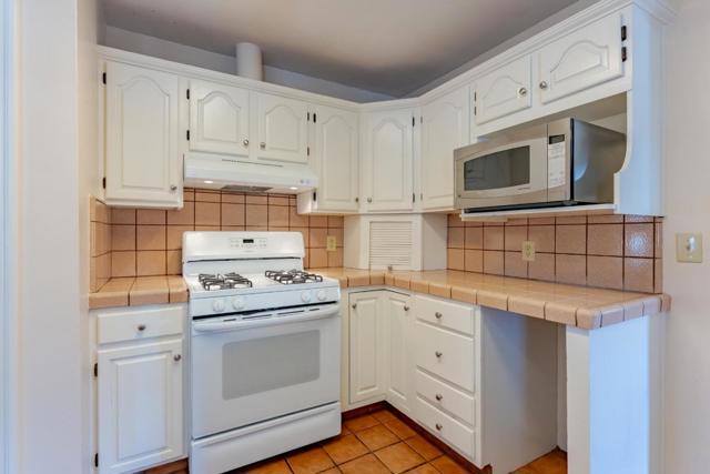 7400 Dowdy Street, Gilroy CA: https://media.crmls.org/mediaz/02078081-432d-4721-bcd7-109131529f17.jpg