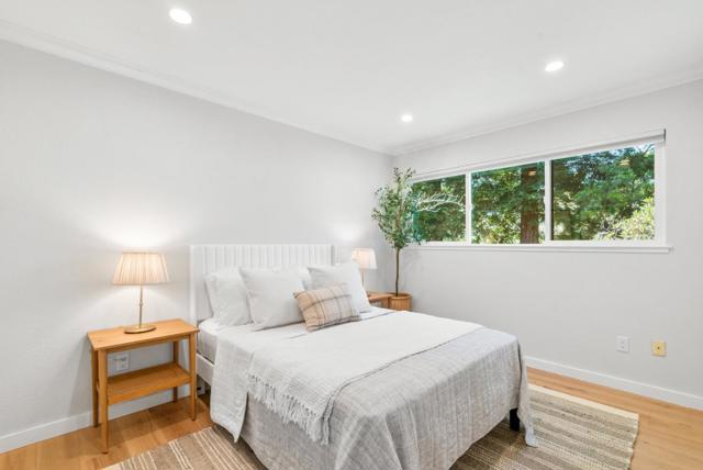 6101 Sheraton Place, Aptos CA: https://media.crmls.org/mediaz/0207a504-3ba1-4997-8046-aab5eaba3215.jpg