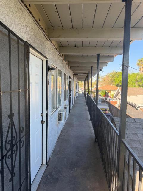 Image 4 of 10 For 2408 Empress Street