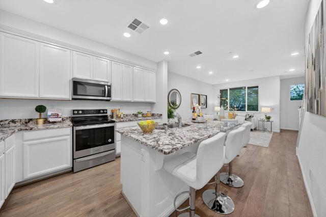 2580 Gimelli Way, San Jose CA: https://media.crmls.org/mediaz/02095cc1-3491-4fed-b935-d6d86e536a54.jpg