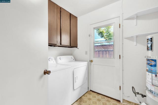 116 Falmouth Ct, Aptos CA: https://media.crmls.org/mediaz/020a2d39-4122-4ed8-929b-38ec06417b4a.jpg