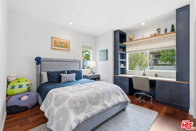 512 Irena Avenue, Redondo Beach, California 90277, 5 Bedrooms Bedrooms, 0 ,3 BathroomsBathrooms,Residential,For Sale,Irena,0,26860787