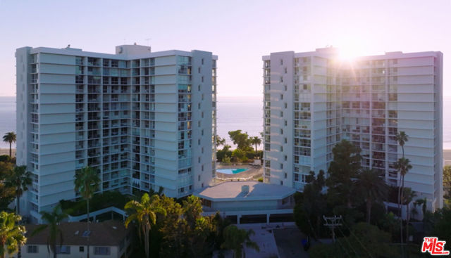 201 Ocean Avenue, Santa Monica CA: https://media.crmls.org/mediaz/020b52f9-307c-4fa6-90b9-d7cf06f3f7df.jpg