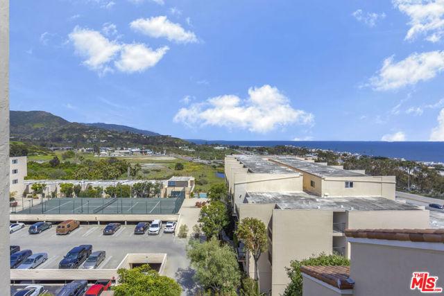 23910 De Ville Way, D photo 18
