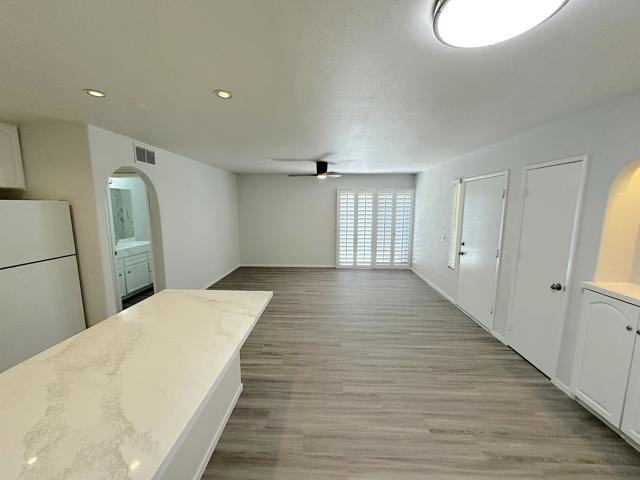 1262 Sunflower N Circle, Palm Springs CA: https://media.crmls.org/mediaz/020db7d5-5983-45a5-96ec-6062e5d83284.jpg