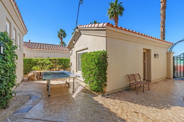 81655 Brown Deer, La Quinta CA: https://media.crmls.org/mediaz/020e35ef-f3d0-4436-a94d-03b1ded692f3.jpg
