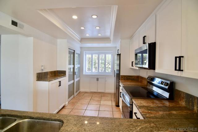 2501 Navarra Dr., Carlsbad CA: https://media.crmls.org/mediaz/020eb1eb-698c-477c-8ebf-63ef64d3d366.jpg