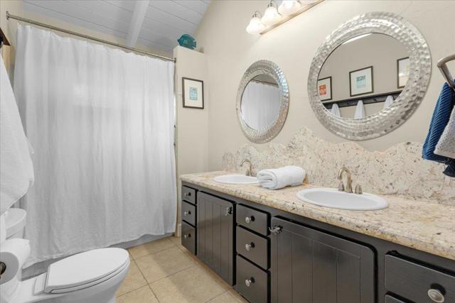 1501 Hidden Valley Road, Soquel CA: https://media.crmls.org/mediaz/020eb3d6-1222-45c0-8126-0ca5ae2b5060.jpg