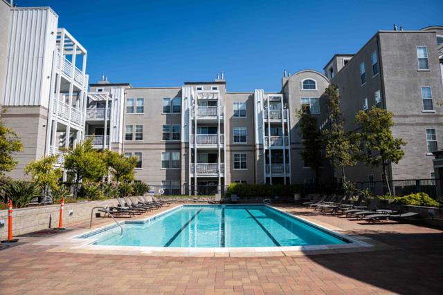3901 Lick Mill Boulevard, Santa Clara CA: https://media.crmls.org/mediaz/020f059b-841e-4d06-afab-973736a4df90.jpg