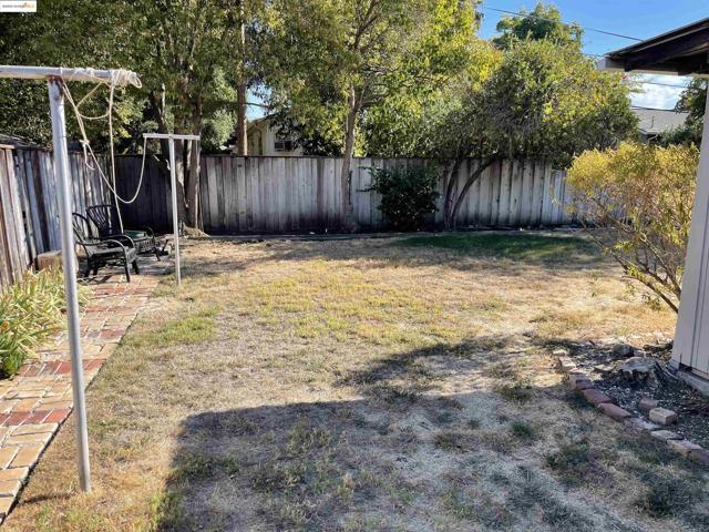 shared backyard space