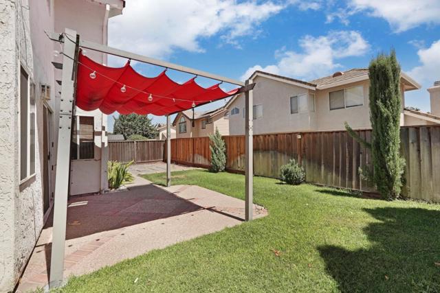 2610 Meadow Brook Lane, Tracy CA: https://media.crmls.org/mediaz/02116d1f-5d61-478c-bf84-ff1d73aa1c37.jpg