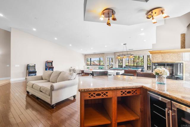 31121 Stardust Ln, Valley Center CA: https://media.crmls.org/mediaz/02119da0-571a-4b09-9548-62a3d0125c3d.jpg