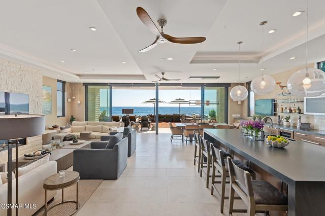 10-web-or-mls-10 - Grand Room